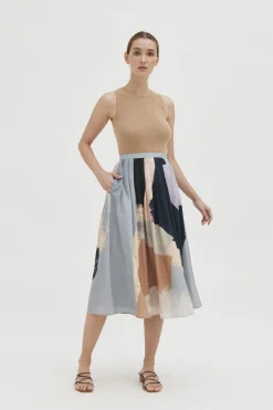 Analogue Pleated Midi Skirt