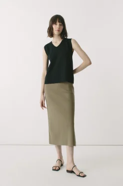 Boxy V-Neck Knit