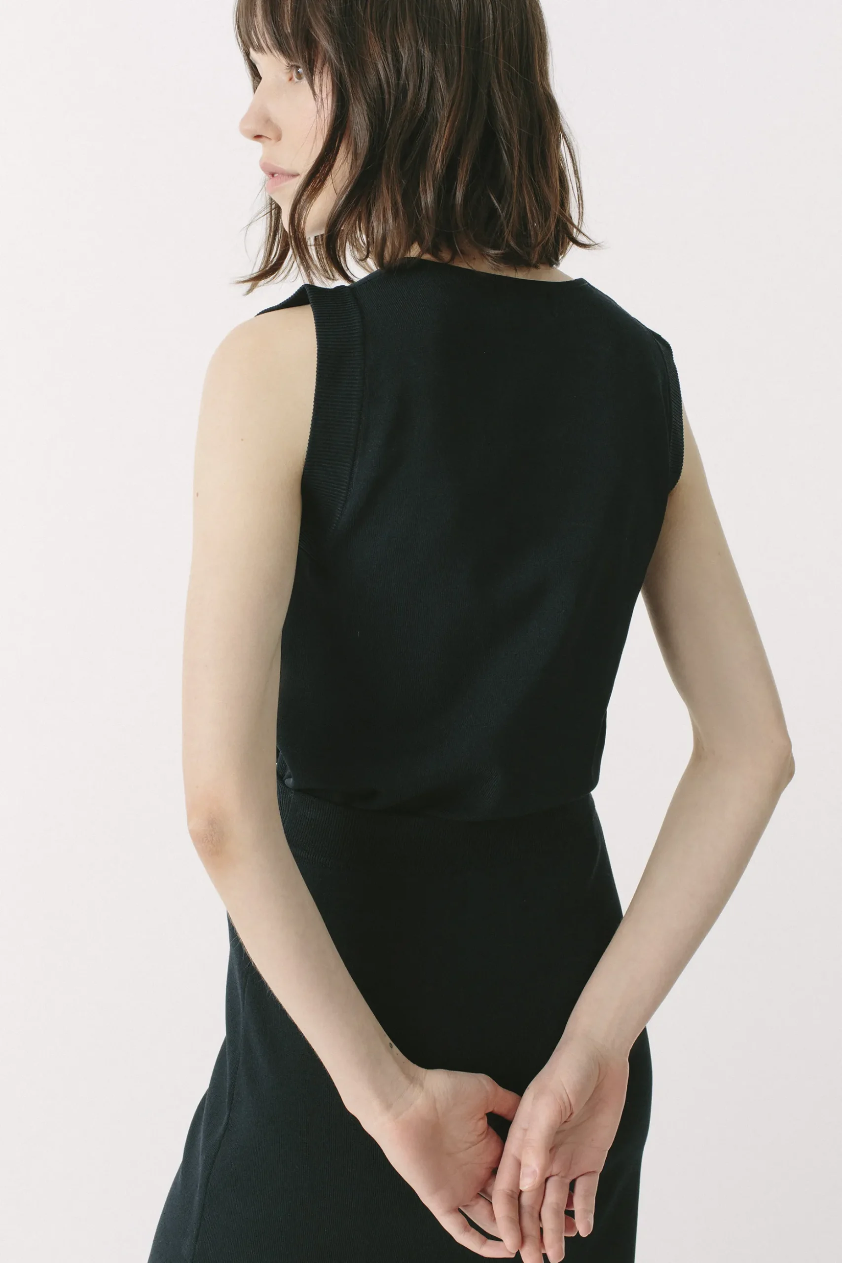 Boxy V-Neck Knit