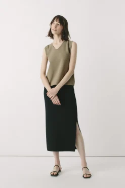 Boxy V-Neck Knit