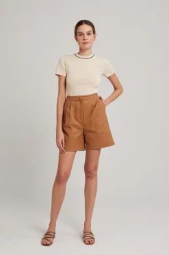 Contrast Collar Knit Top