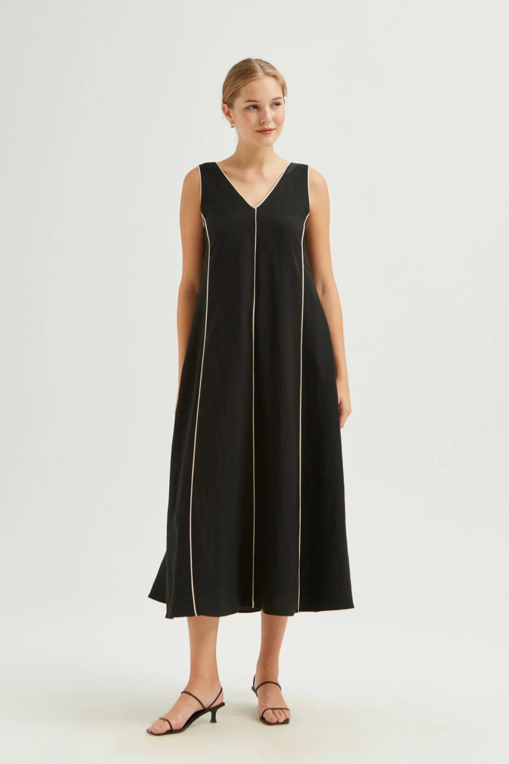 Contrast Piped Maxi Dress
