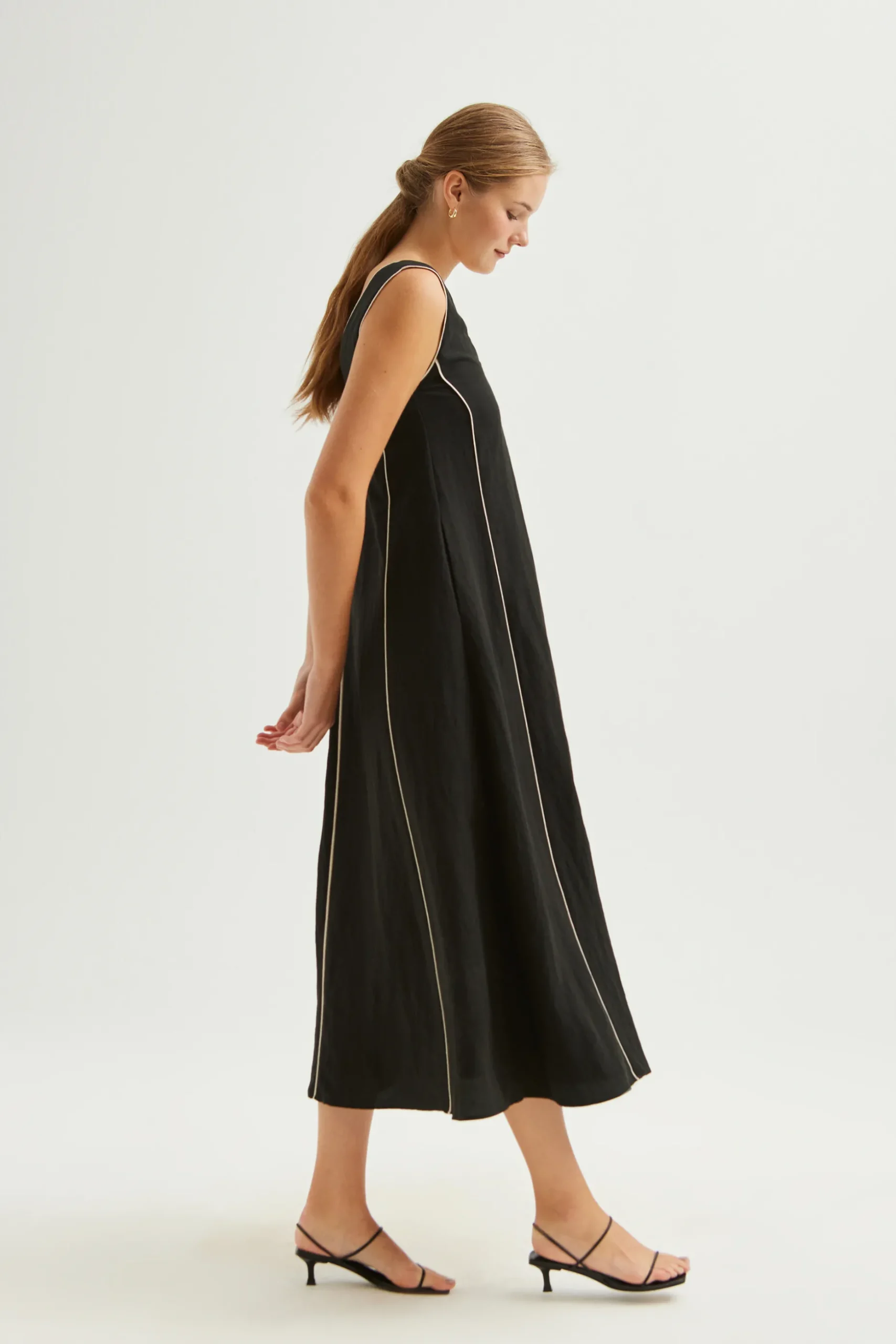 Contrast Piped Maxi Dress