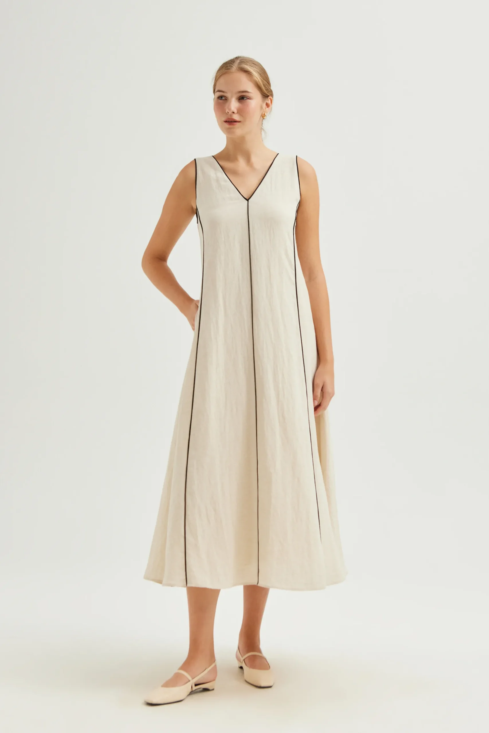 Contrast Piped Maxi Dress