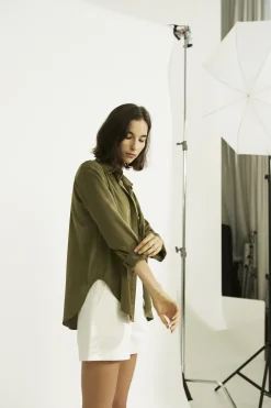 Curved Hem Rayon Shirt