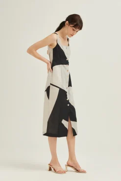 Dialogue Button-Down Vest Dress