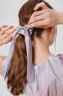 Frame Scrunchie
