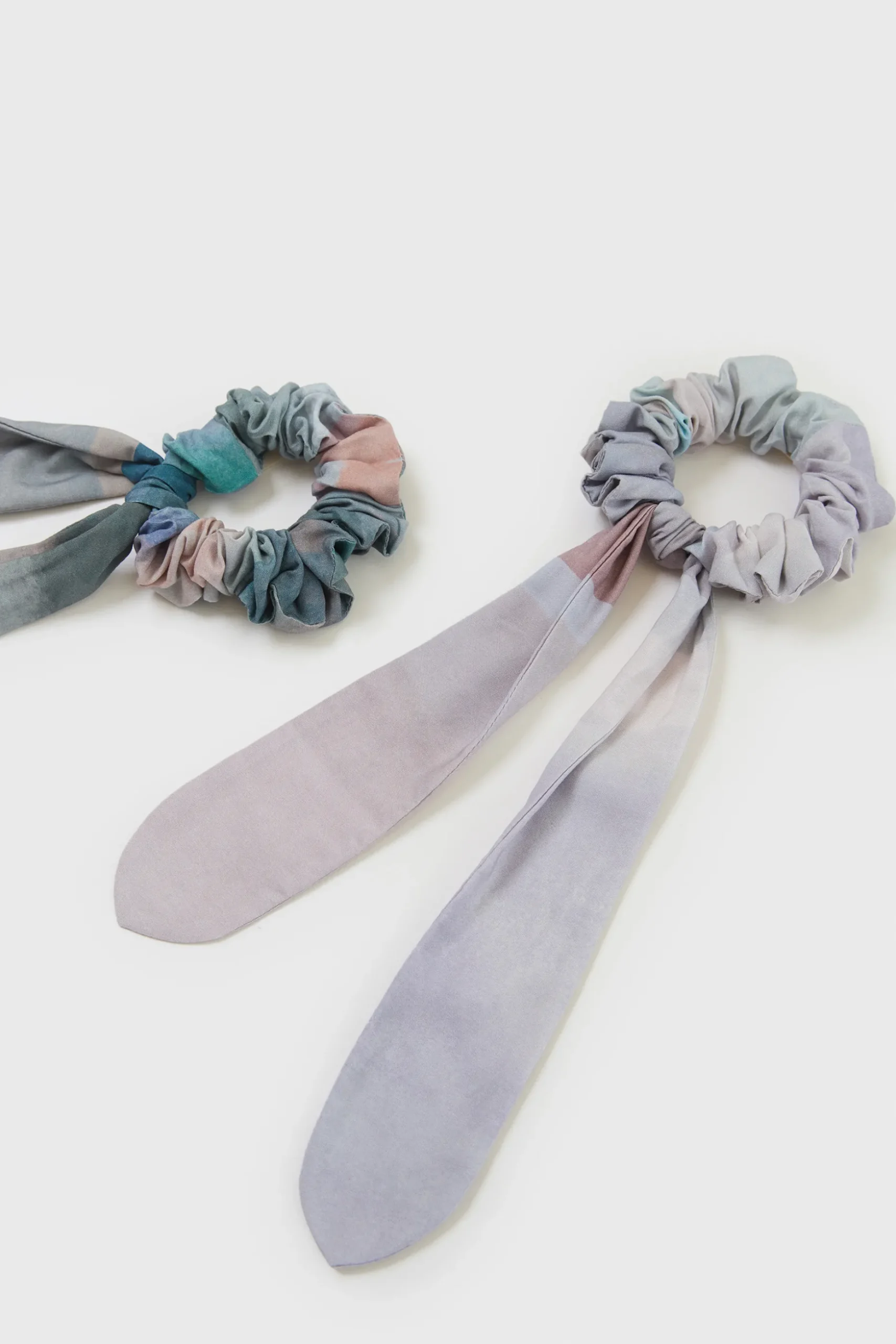 Frame Scrunchie