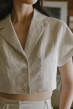 Linen Crop Collared Top