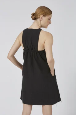 Linen Gathered-Back Shift Dress