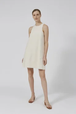 Linen Gathered-Back Shift Dress