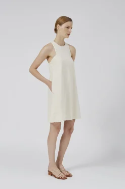 Linen Gathered-Back Shift Dress