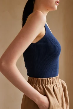 Linen High-Waisted Shorts