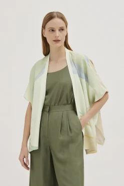 Meadow Throw
