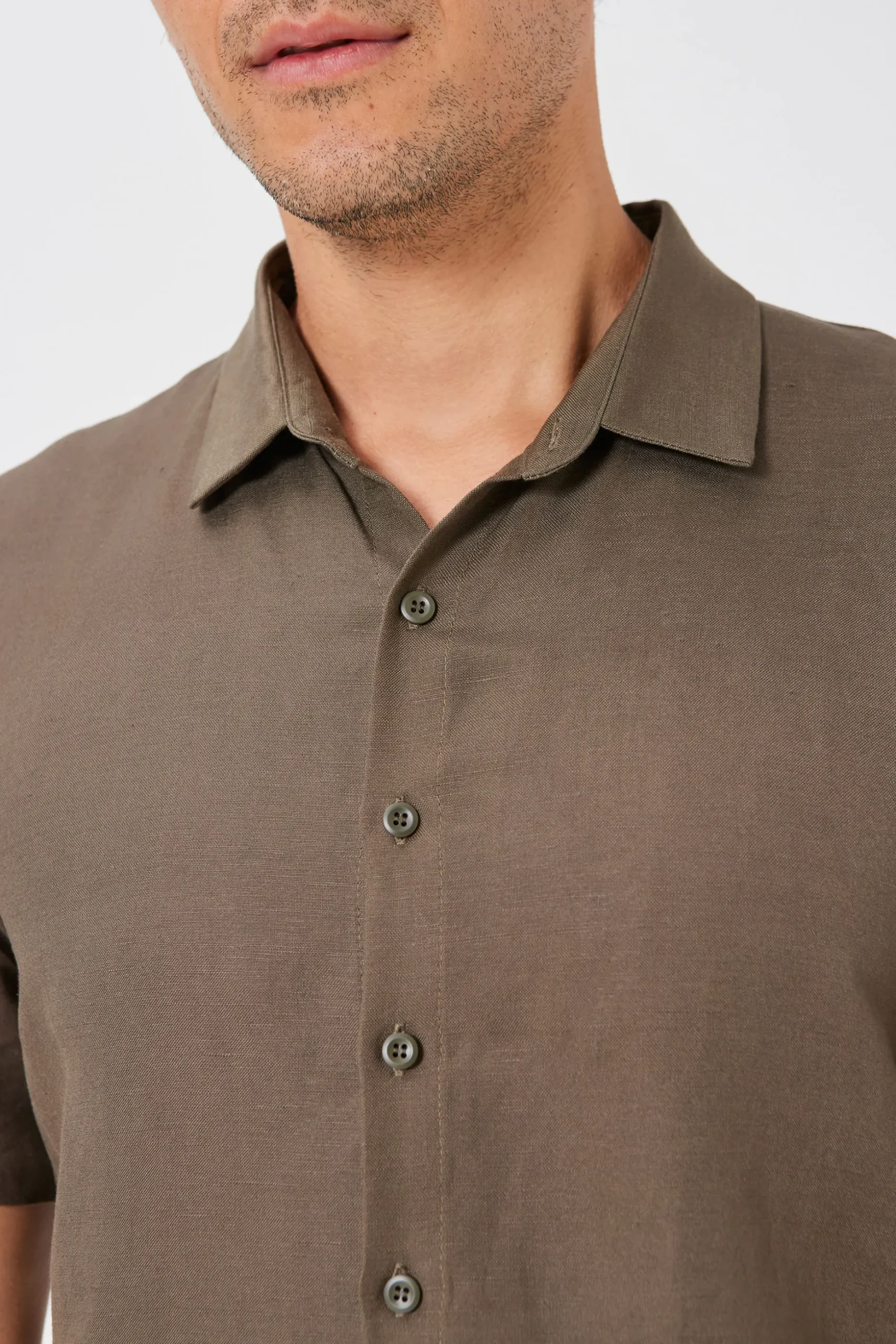 Men’s Linen Collared Shirt