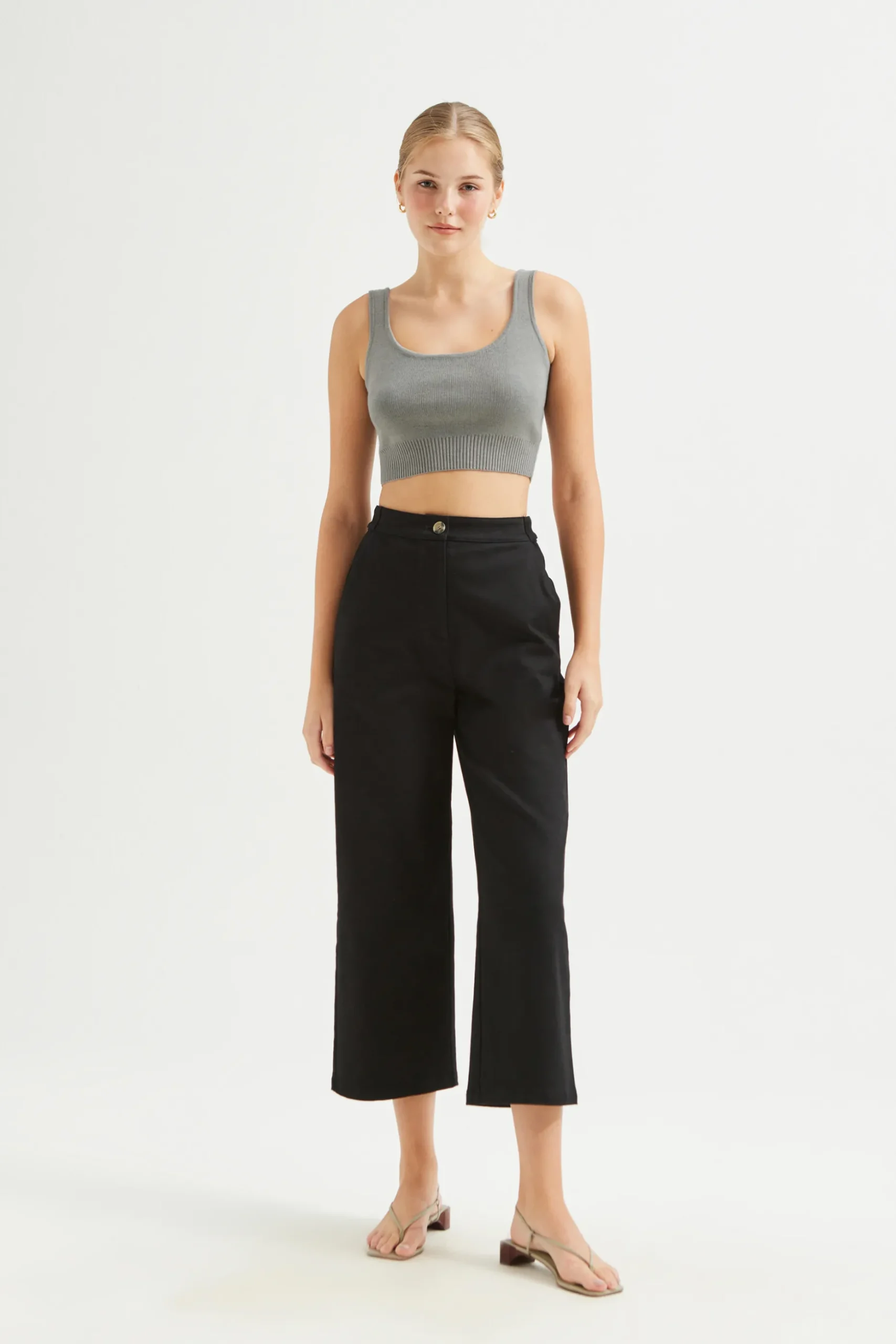 Ribbed Hem Crop Top