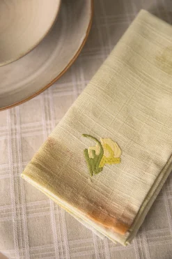 Soleil Embroidered Table Napkin Set