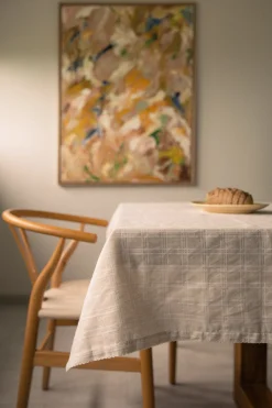 Textured Picot-Edged Tablecloth