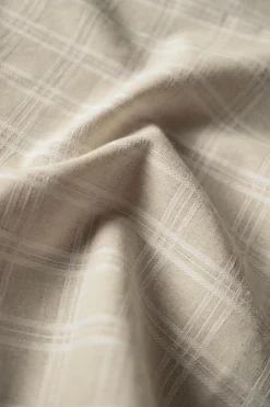 Textured Picot-Edged Tablecloth